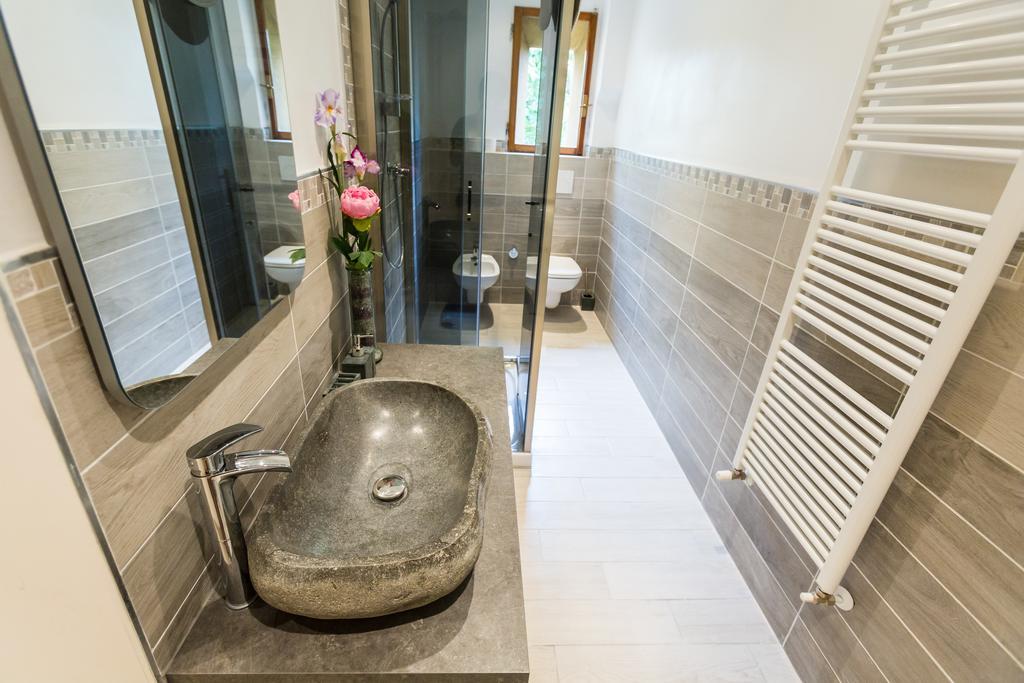 Bologna Butterfly Apartment Lippo Exterior photo